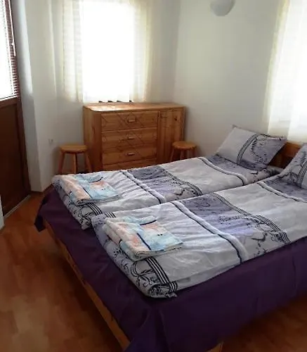 Hébergement de vacances Вили Green *