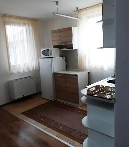 Вили Green * Tsigov Chark